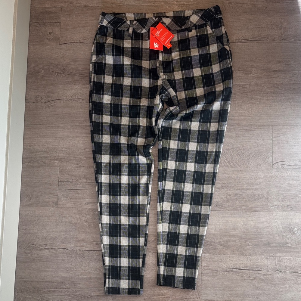 Young LA plaid dress pants.  New with tags. 36x32